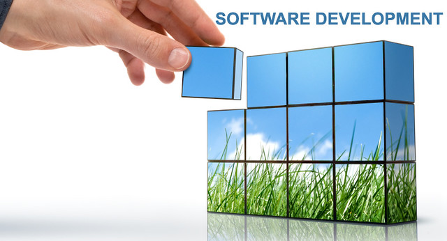 Custom Software Vs. Low Code Software Development – A Quick Comparison